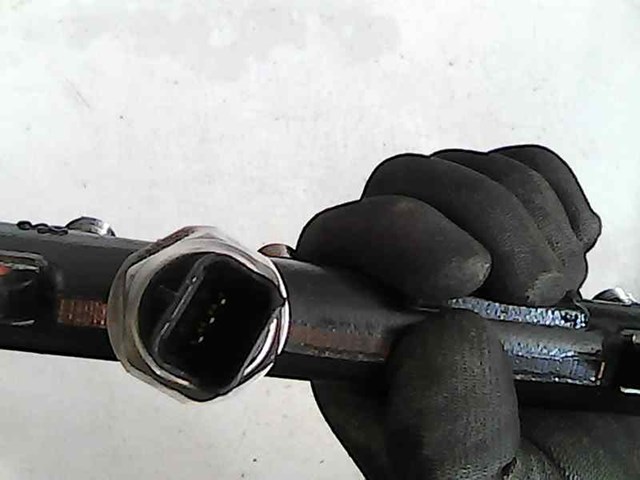 9654726280 PEUGEOT Распределитель топлива (рампа) купить в Львов
