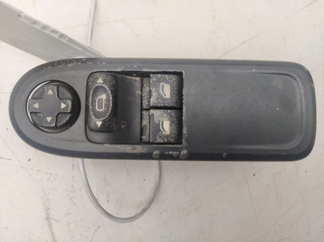 PEUGEOT 96565186XT в наличии Чернигов