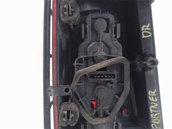 9657976980 PEUGEOT Фонарь задний правый купить в Тернополь