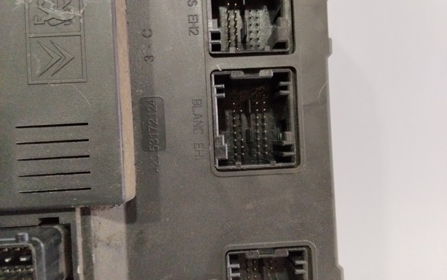 Unidade de dispositivos de segurança Peugeot 206 2A/C