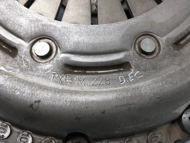 Kit de embraiagem (3 peças) 9658419980 PEUGEOT