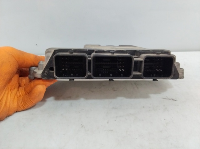 9658556780 PEUGEOT купить в Киев