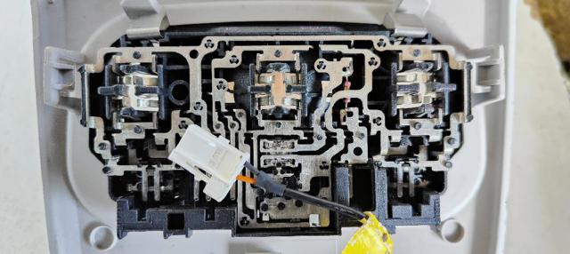 9658675977 PEUGEOT купить в Кривой Рог