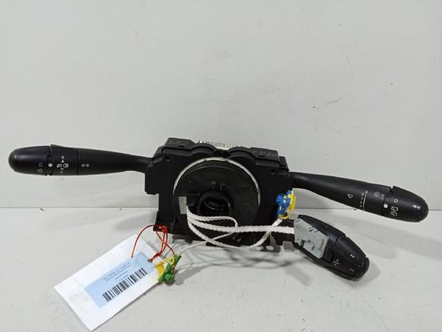 Comutador instalado na coluna da direção, montado 96605654XT PEUGEOT