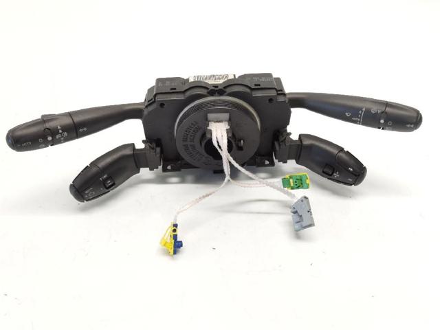 Comutador instalado na coluna da direção, montado Citroen C5 3 RD