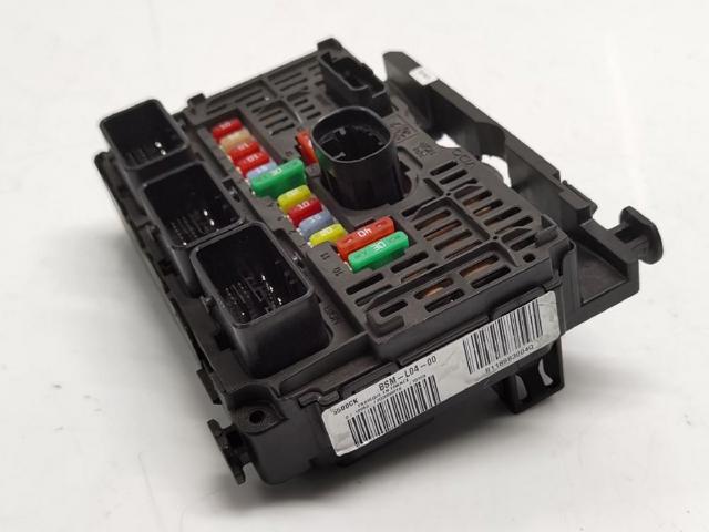 Unidade de dispositivos de segurança Peugeot Expert VF