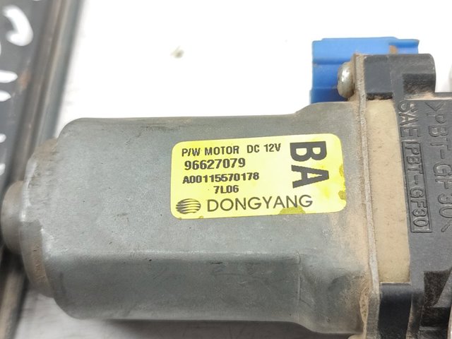 Mecanismo de acionamento de vidro da porta dianteira esquerda Chevrolet Captiva 1 C100