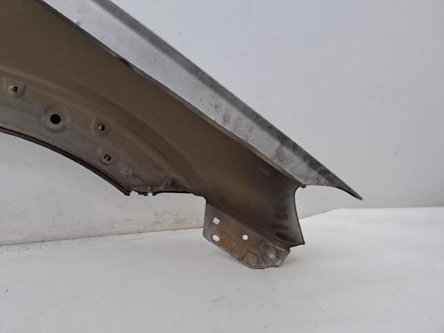 Pára-lama dianteiro esquerdo Chevrolet Captiva 1 C100