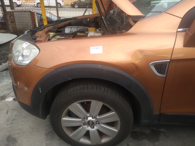Pára-lama dianteiro esquerdo Chevrolet Captiva 1 C100