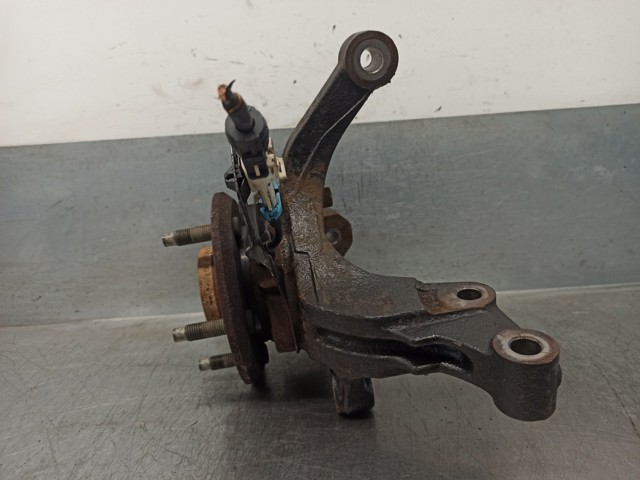 OPEL 96626338 Цапфа передняя правая в наличии Полтава