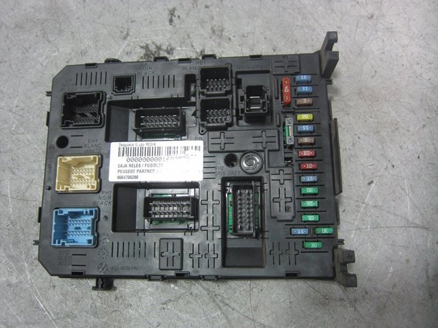 966405878001 PEUGEOT купить в Запорожье