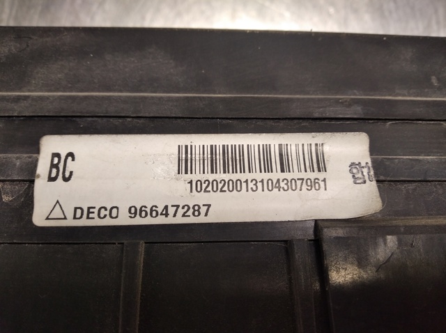 Unidade de dispositivos de segurança Chevrolet Epica 2 V250