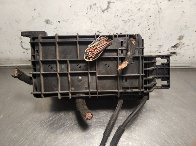 Unidade de dispositivos de segurança Chevrolet Epica 2 V250