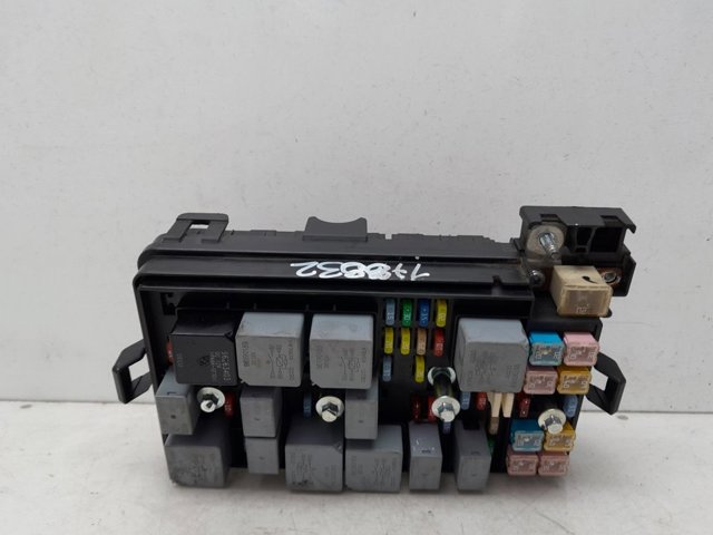 Unidade de dispositivos de segurança Chevrolet Epica 2 V250