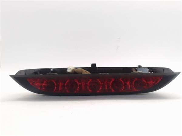 Sinal de parada traseiro adicional Chevrolet Aveo 2 T250, T255