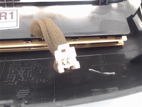 Sinal de parada traseiro adicional Chevrolet Aveo 2 T250, T255