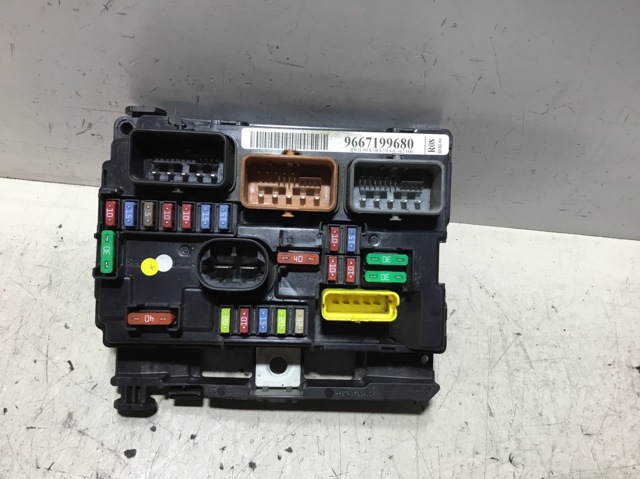 Unidade de dispositivos de segurança Citroen C3 2 A51