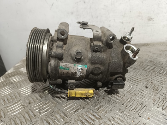 Compressor de ar condicionado para Peugeot 207 cc 1.6 HDI 9HZDV6TED4 9670318880