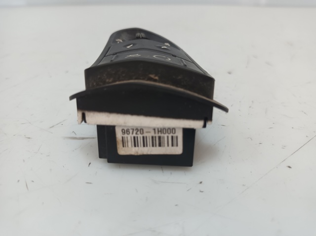 HYUNDAI 967201H000 в наличии Киев