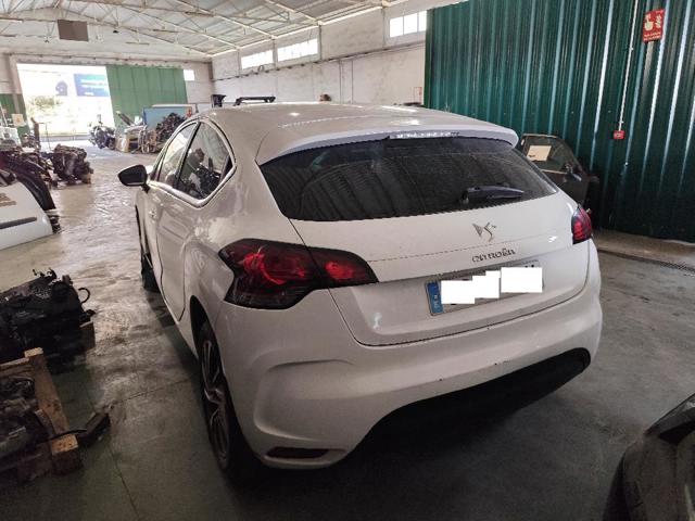 Reforçador do pára-choque dianteiro 9672762080 PEUGEOT