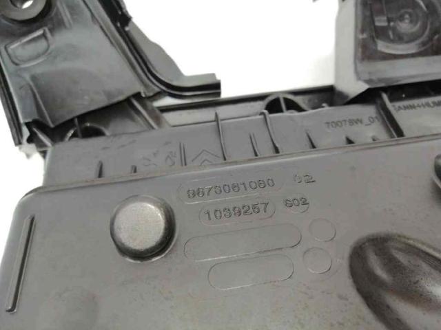 Caixa de filtro de ar Peugeot 408