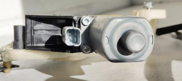 Mecanismo de acionamento de vidro da porta dianteira direita Citroen C4