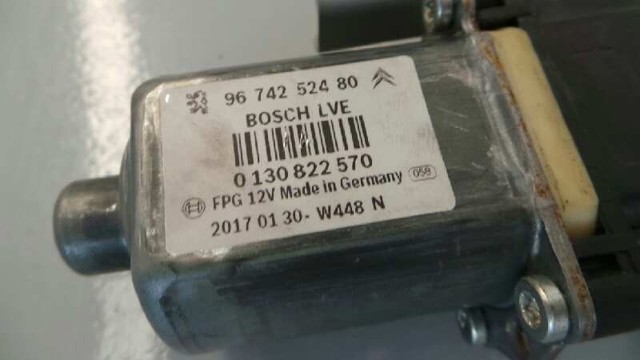 Mecanismo de acionamento de vidro da porta dianteira direita Citroen C4