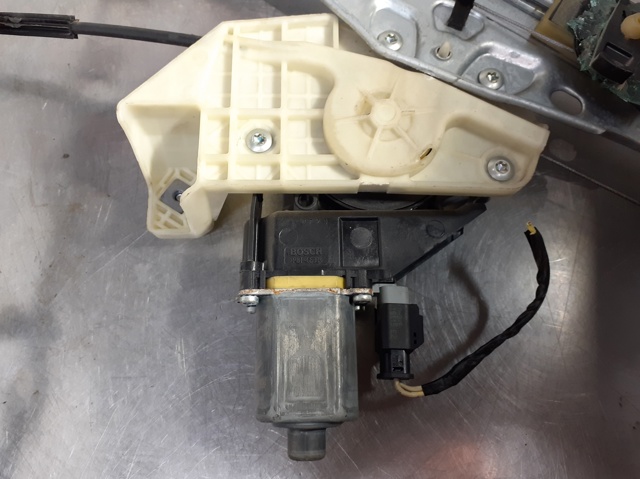 Mecanismo de acionamento de vidro da porta dianteira direita Citroen C4