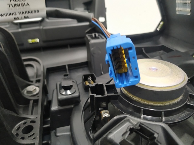 96743879ZD PEUGEOT Торпедо купить в Павлоград