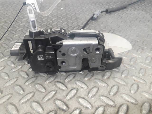 Fecho da porta dianteira esquerda 9675505180 Peugeot/Citroen