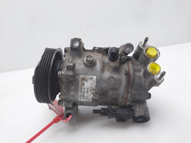 Compressor de ar condicionado para Opel Crossland X (P17) (2017-...) 1.6 Turbo D (08,68) B16DTH (DV6FC) 9675655880