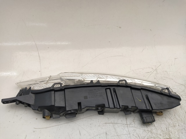 9676036280 PEUGEOT Фара дневного света правая купить в Кривой Рог