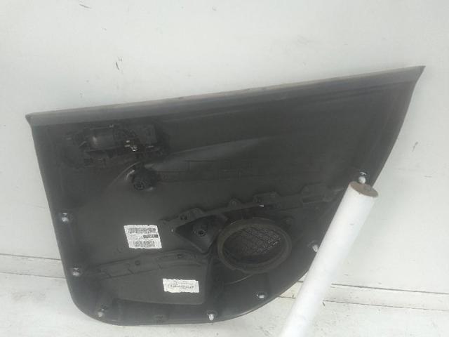 Revestimento (cobrimento) interno da porta traseira esquerda 96763548ZD Peugeot/Citroen