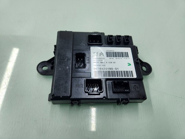 PEUGEOT 9676426180 в наличии Черновцы