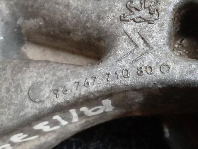 PEUGEOT 9676771080 Подушка (опора) двигателя правая в наличии Тернополь