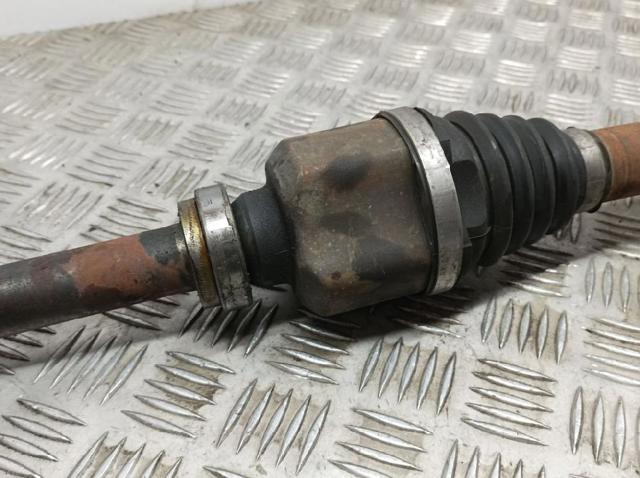 9677477180 PEUGEOT Правая полуось купить в Киев