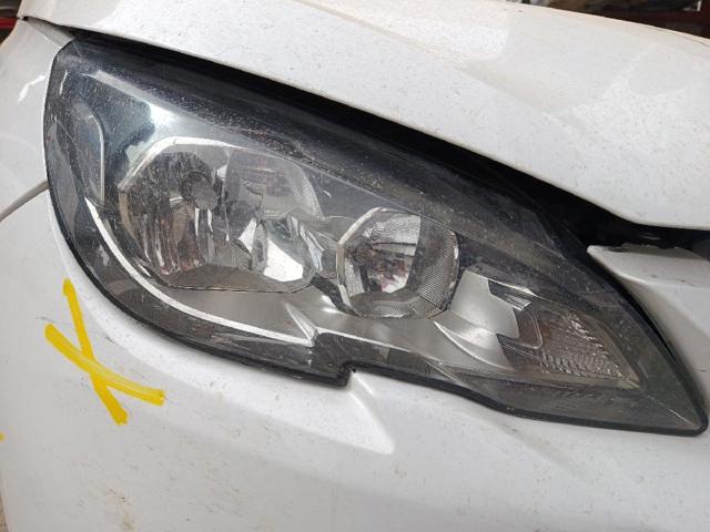 PEUGEOT 9677522980 Правая фара в наличии Черкассы