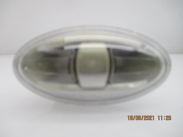 Luz intermitente no pára-lama 9680057480 PEUGEOT