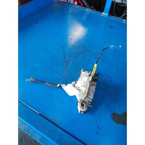 Fecho da porta traseira direita batente 9681336180 FIAT