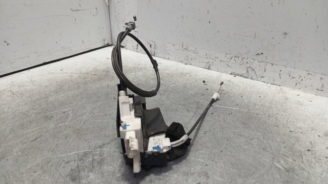 Fecho da porta dianteira esquerda Peugeot 407 6E