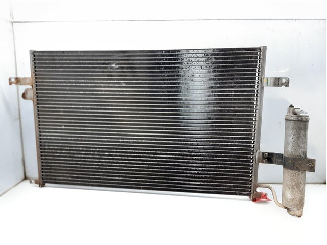 Condensador de ar condicionado / radiador para Daewoo Nubira Sedan 1.6 F16D3 96837834