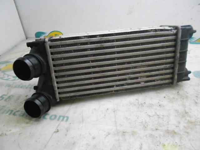 Radiador de intercooler 9684212480 PEUGEOT
