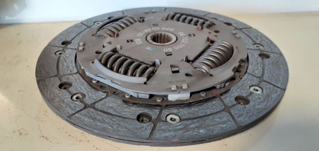 Kit de embraiagem (3 peças) 9685592080 PEUGEOT