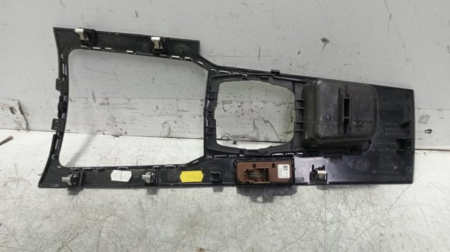 PEUGEOT 9686453977 в наличии Украина
