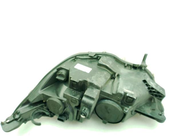 PEUGEOT 9687304480 Правая фара в наличии Киев