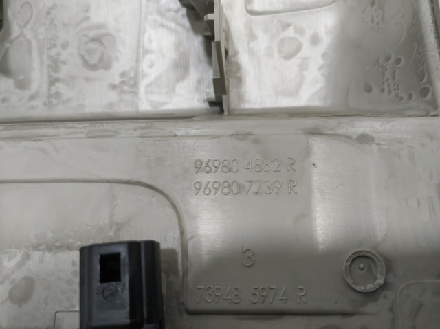RENAULT 969806373R в наличии Николаев