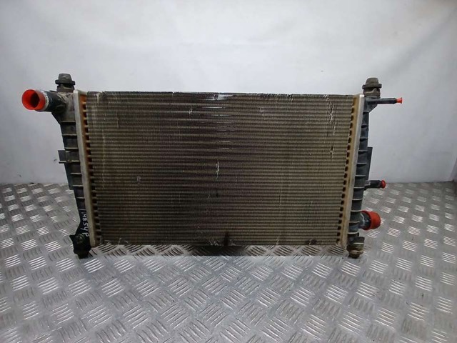 96FB8005DC Радиатор купить Тернополь