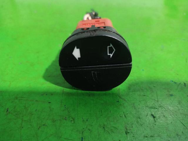 96FG14529AC FORD Кнопка стеклоподъемника передняя купить в Ирпень