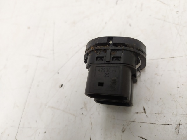 96FG14529BC FORD Кнопочный блок управления стеклоподъемником передний левый купить в Житомир