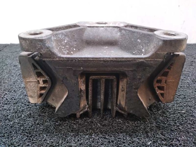 9702400318 MERCEDES Задняя опора двигателя купить в Одесса